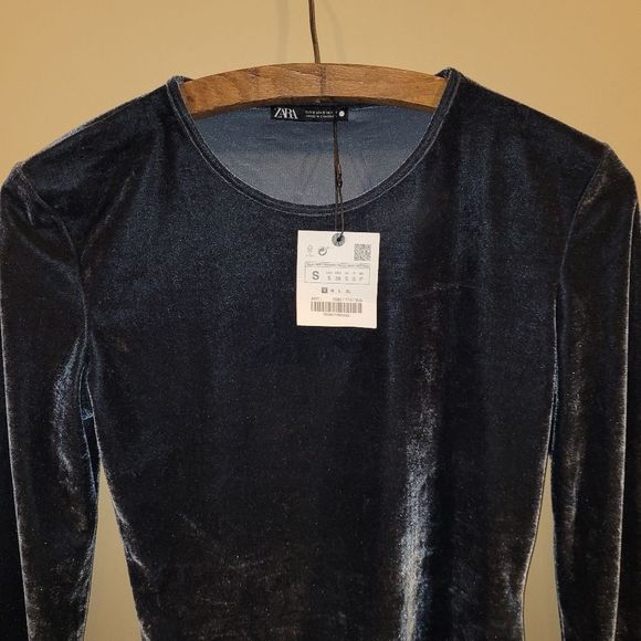 Zara blue velvet bodysuit - Picture 2 of 5